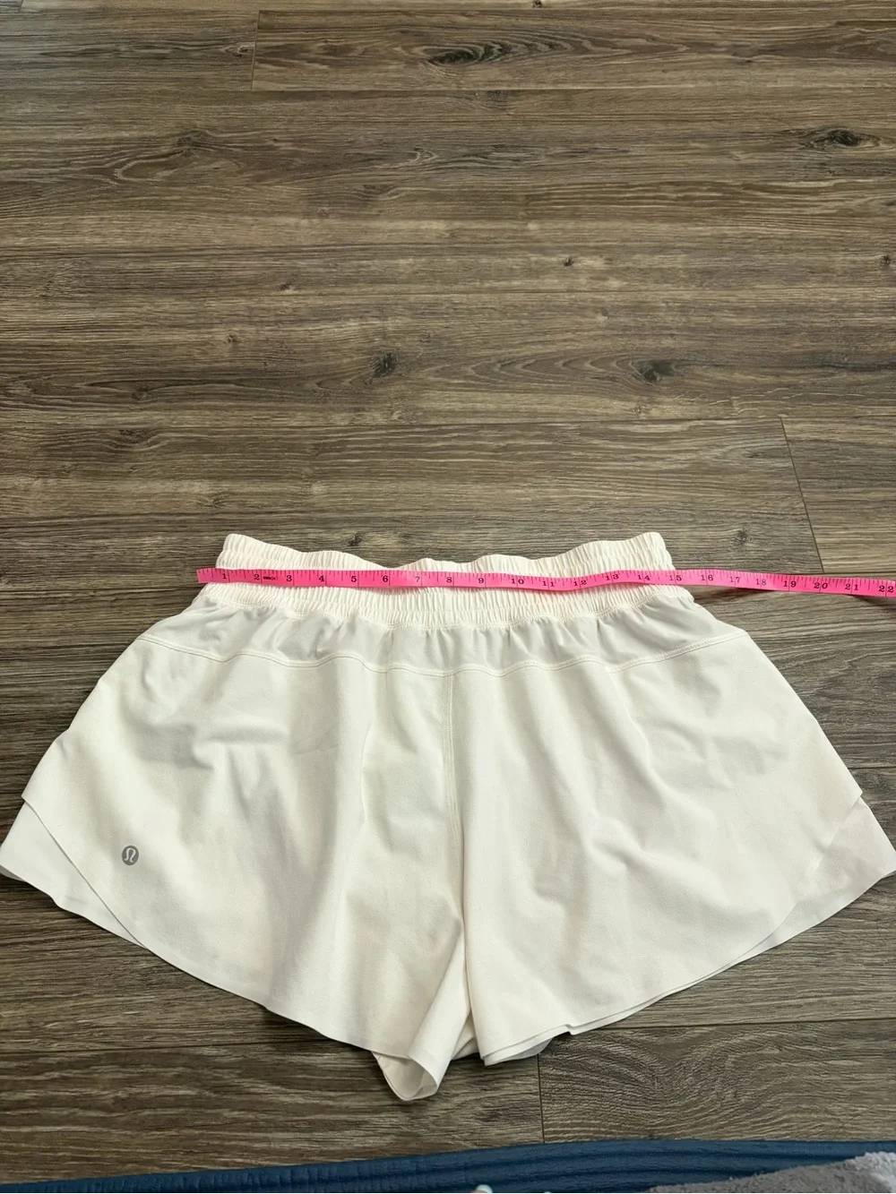 Lululemon Shake It Out High-Rise Running Short 2.5